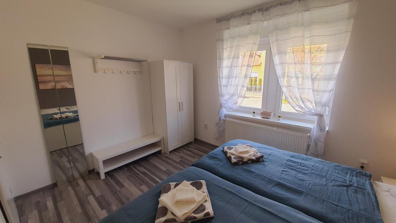 מריבור Apartma4Us מראה חיצוני תמונה