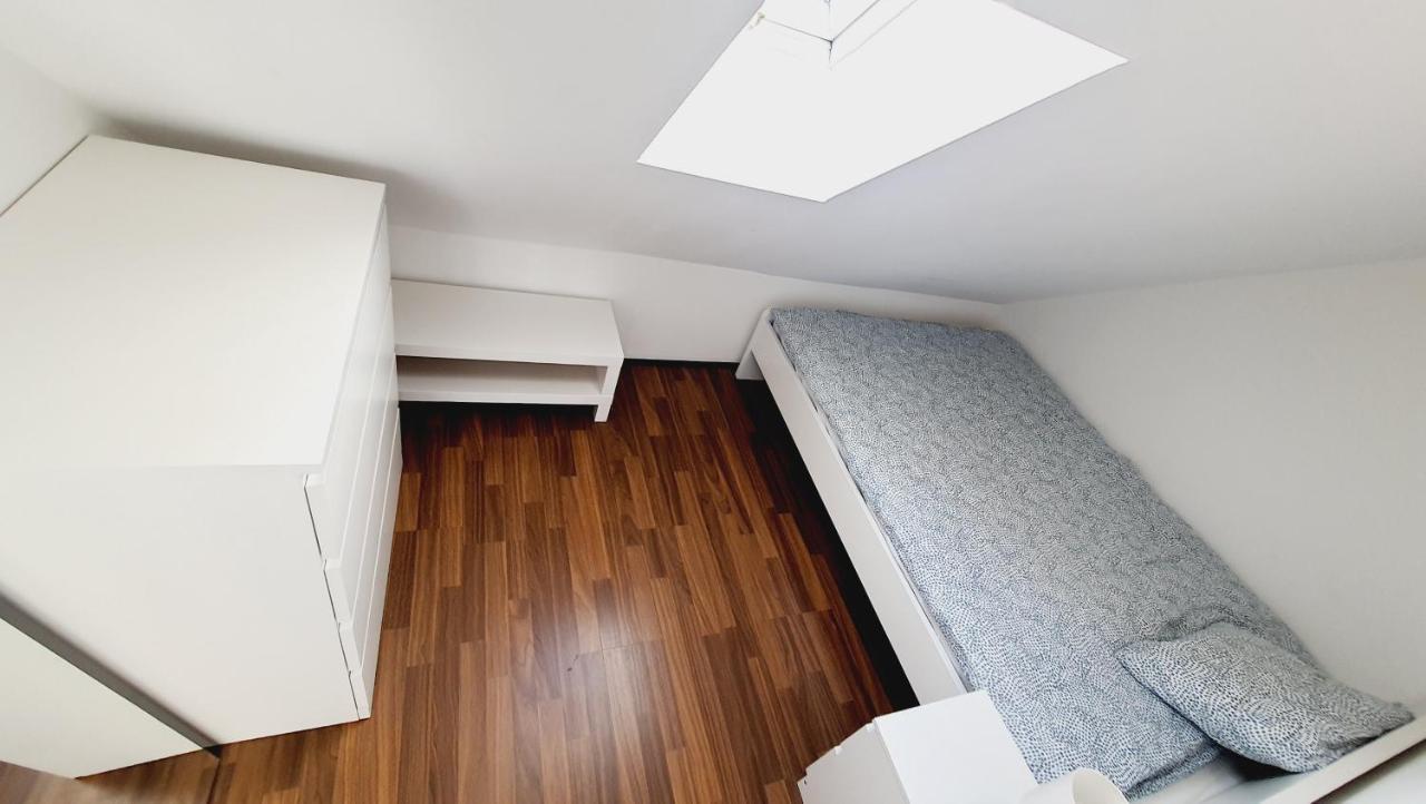 מריבור Apartma4Us מראה חיצוני תמונה